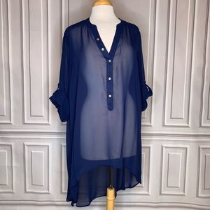 Fred David sheer Navy top. Size 1X